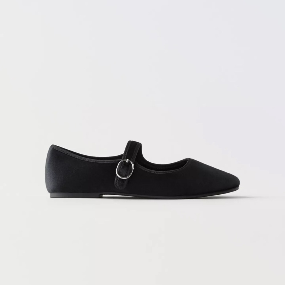 Zara Girls Velvet Mary Jane dress shoes